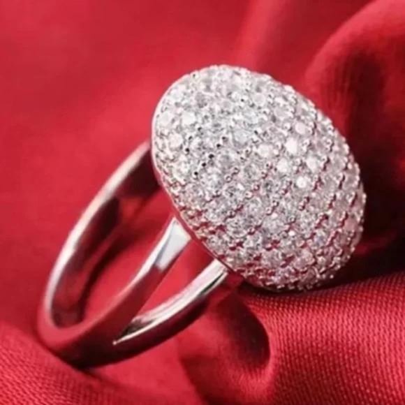 NEW BELLA 925 STERLING SILVER DIAMOND RING, CUTE RING, SHINY RING. - Picture 7 of 7